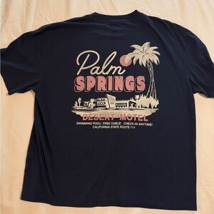 Hollister men’s t-shirt